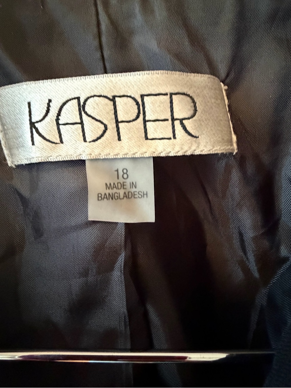 Kasper 2pc Black Skirt Suit flounce Skirt & Blazer 18 - Picture 6 of 6